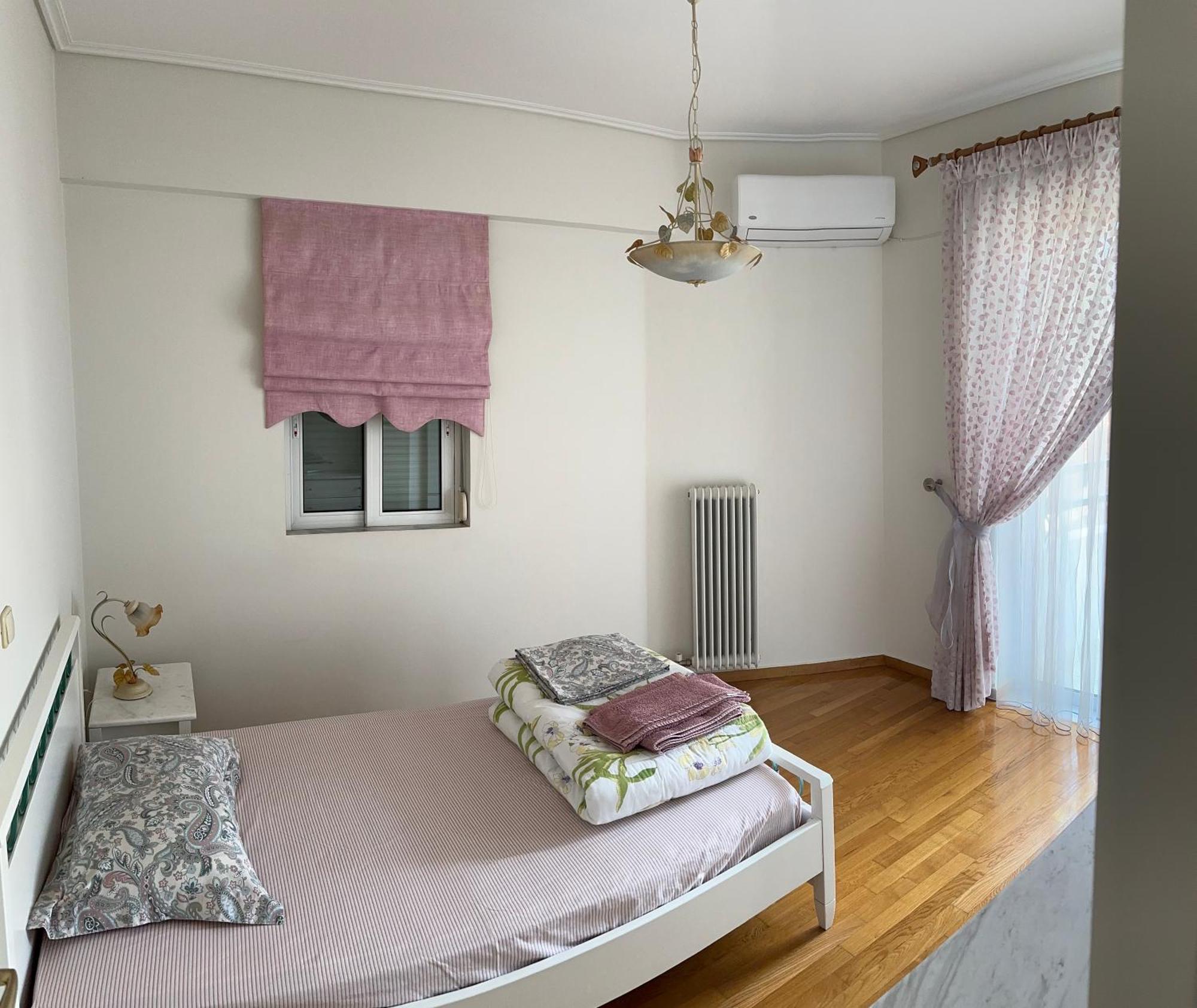 Beautiful Apartment Near The Beach Kalamata Exterior foto